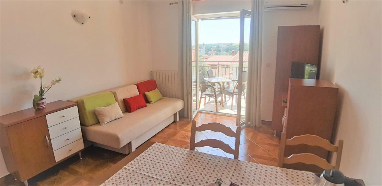 Apartment Majoran Pula Exterior foto